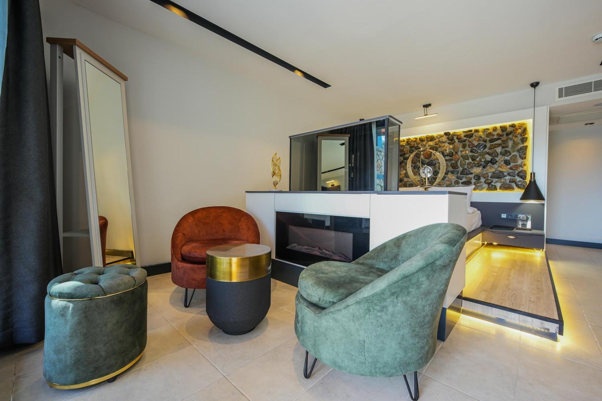 Ramitos Otel 4*