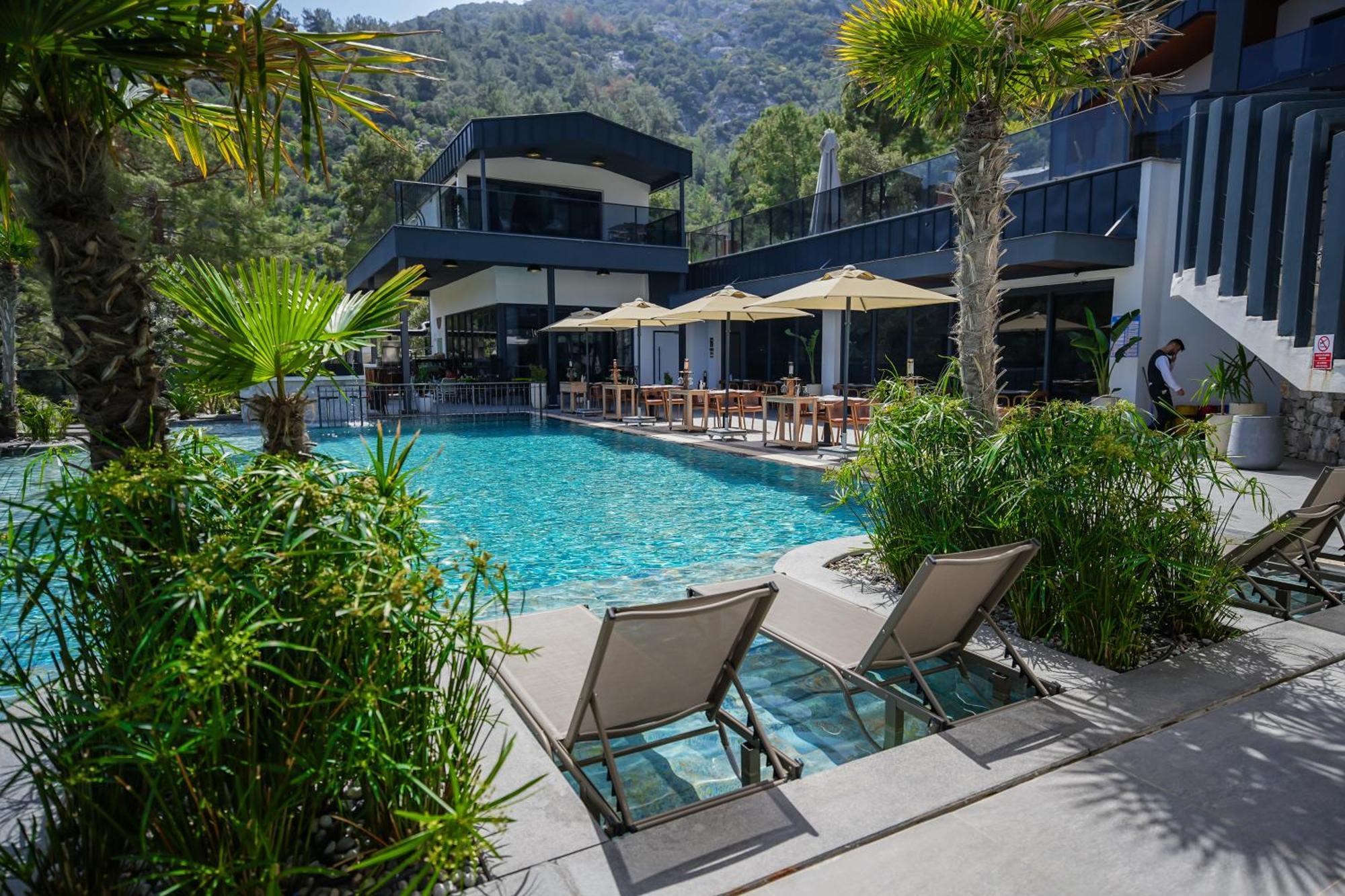 Ramitos Otel 4*